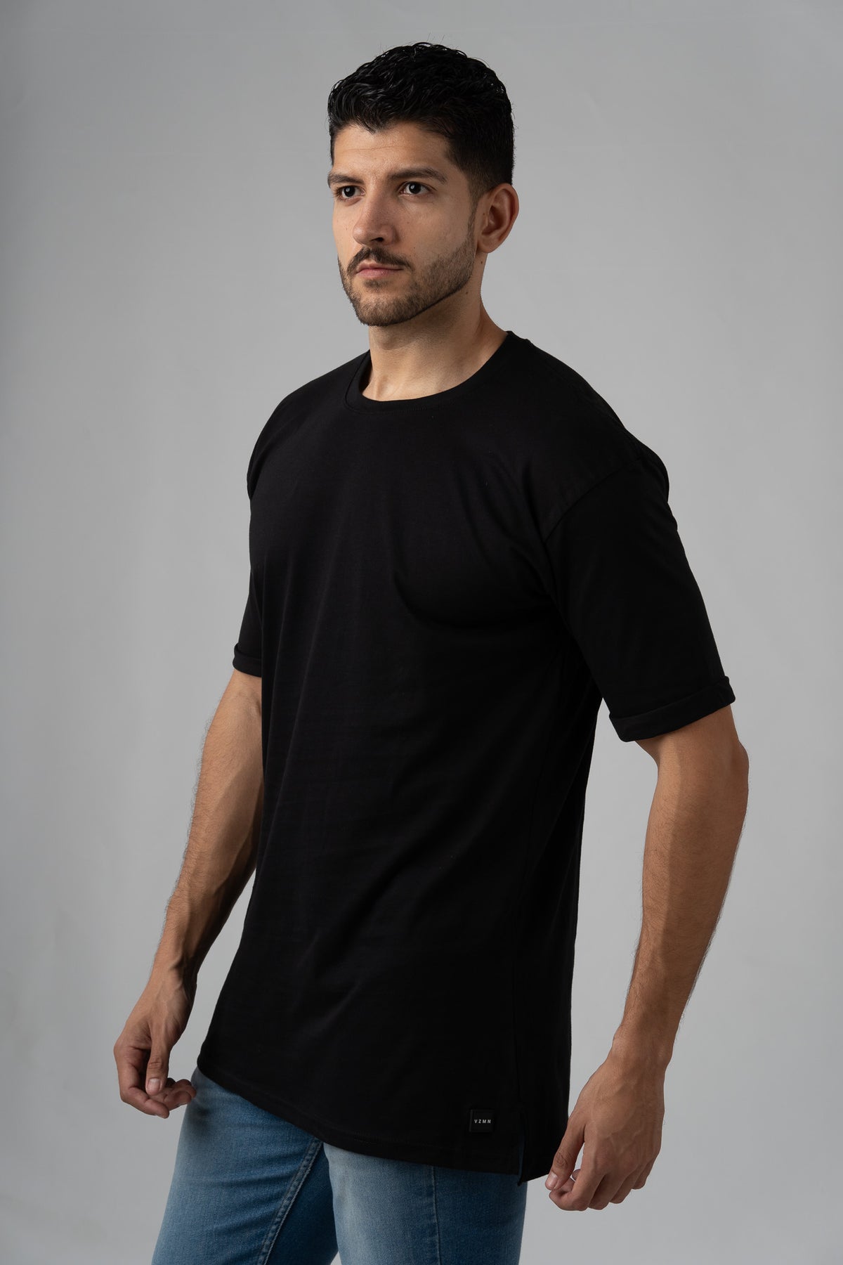 Camiseta Long Fit Negra - Voszmen
