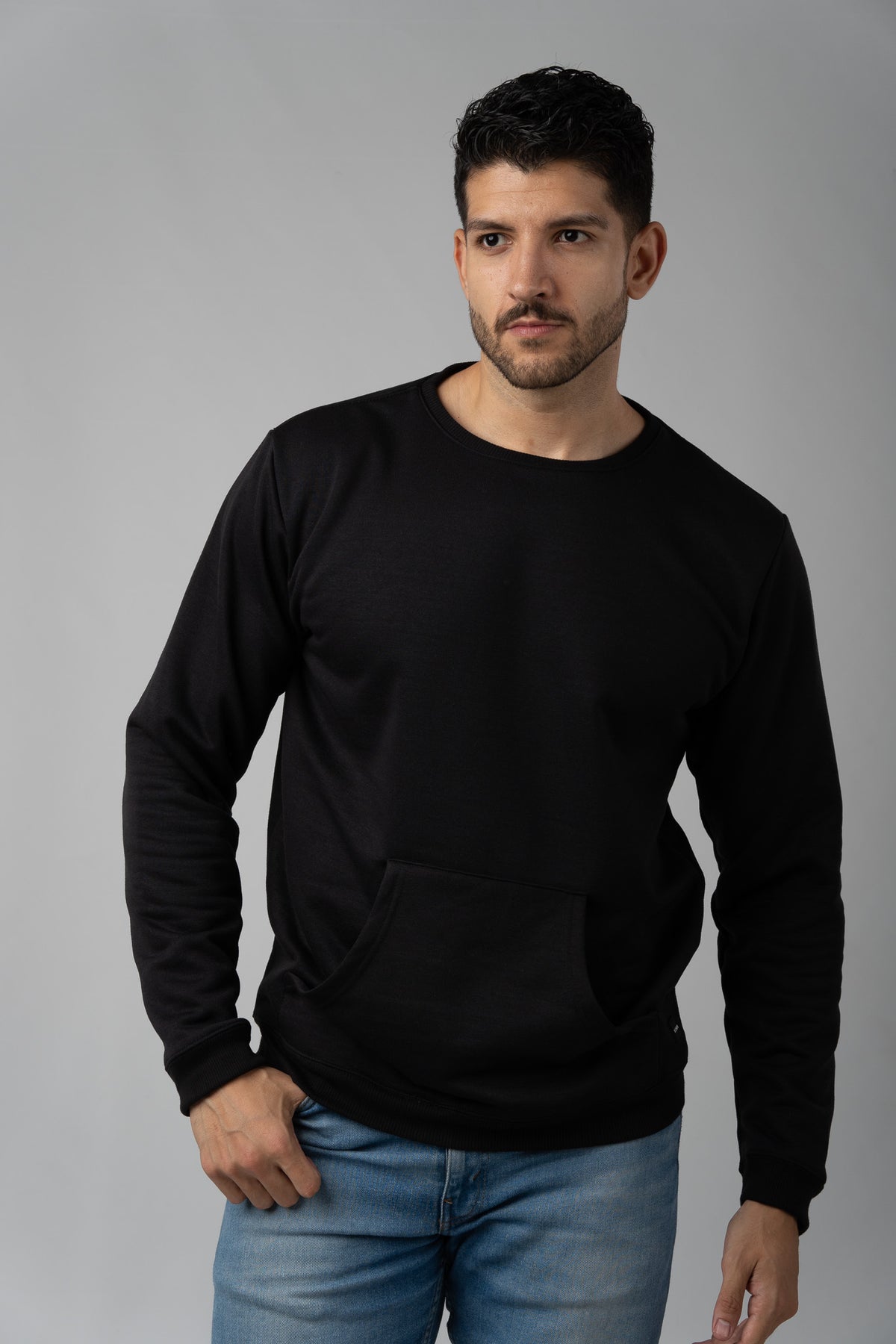 Hoodie Basic Negro - Voszmen