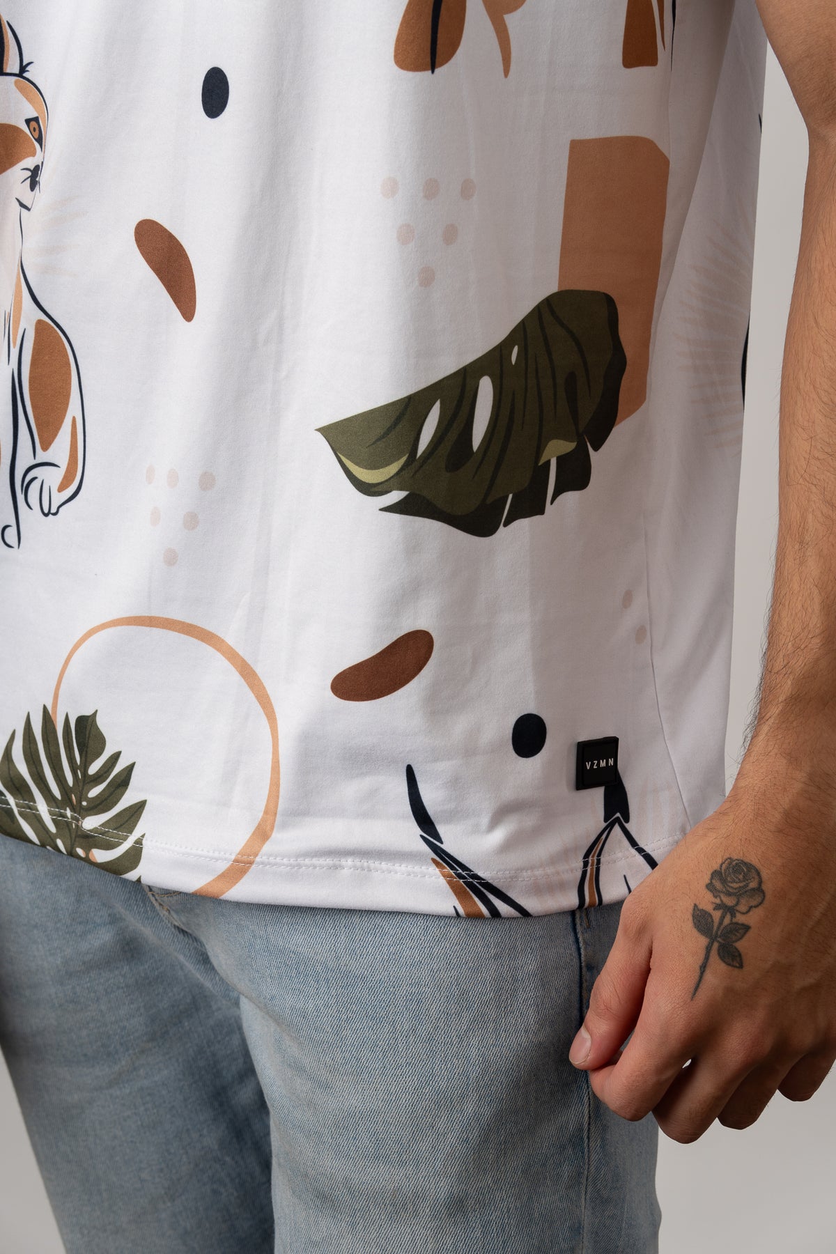 Camiseta Cat World - Voszmen