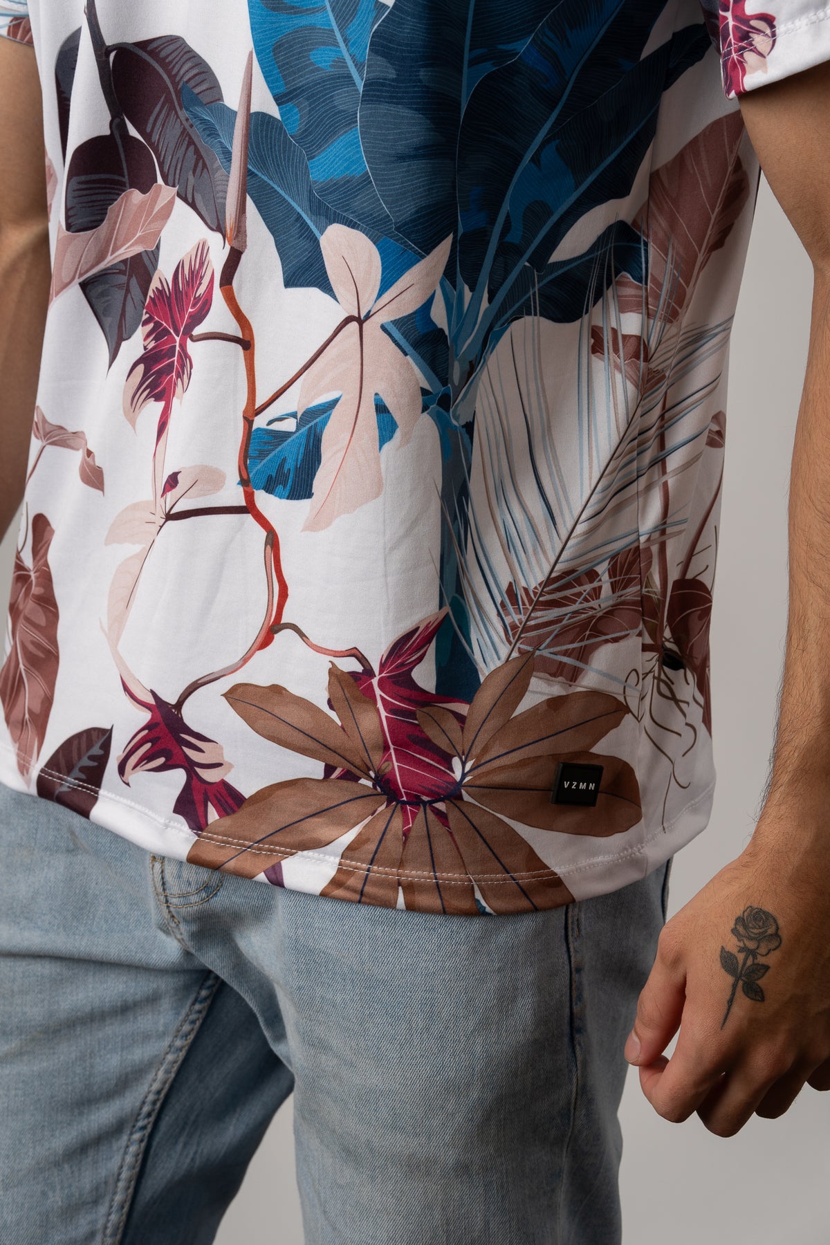 Camiseta WeirdFlower - Voszmen