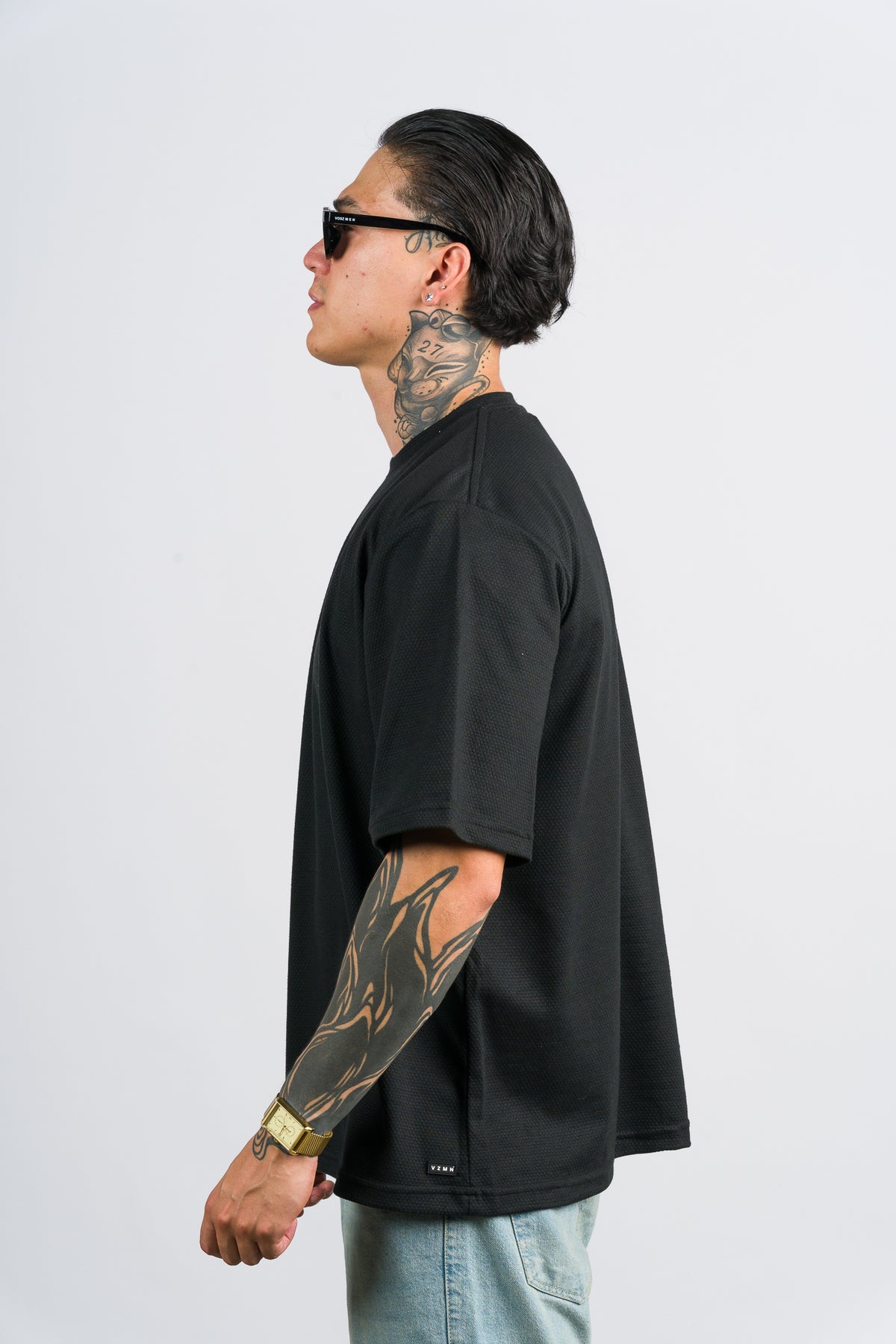 T-Shirt Over Text D negro - Voszmen
