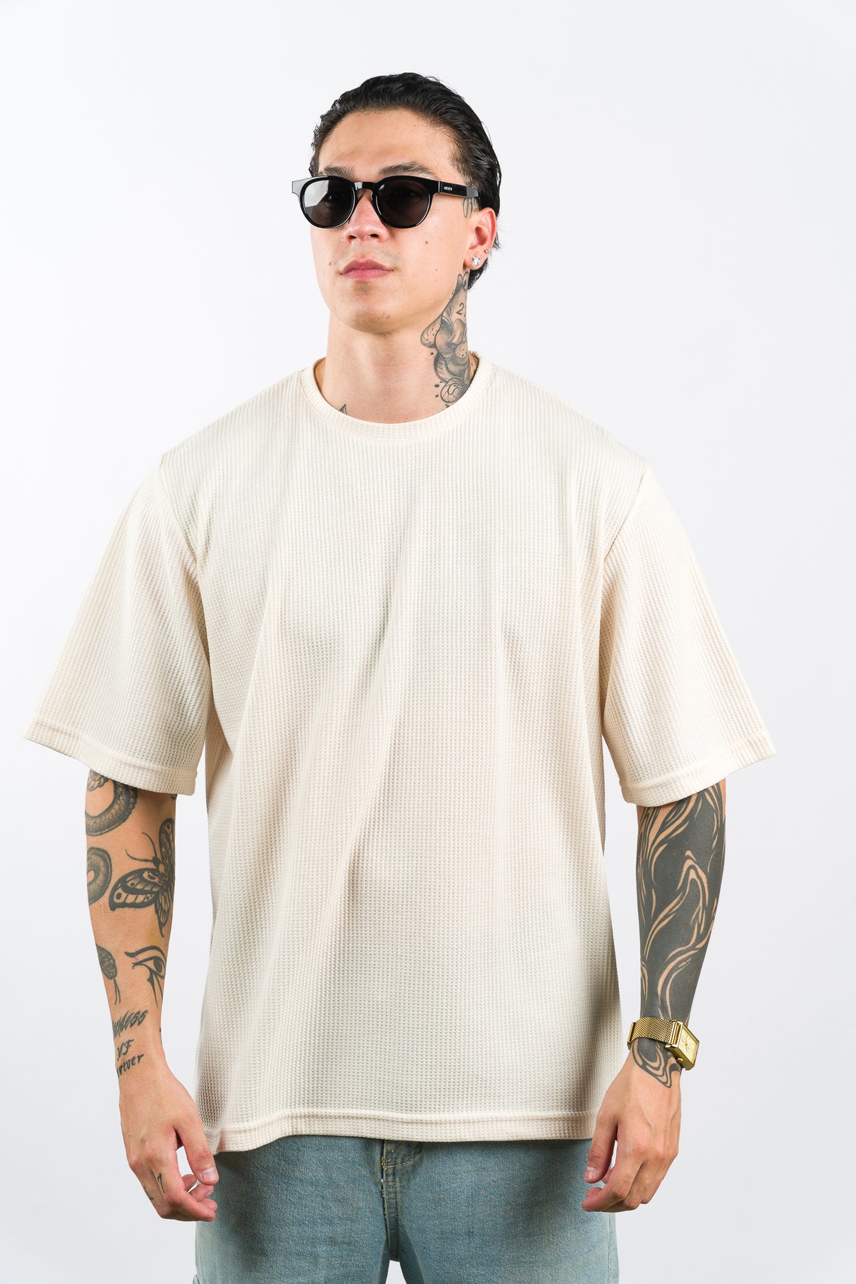 T-Shirt Over Text Q Crema - Voszmen