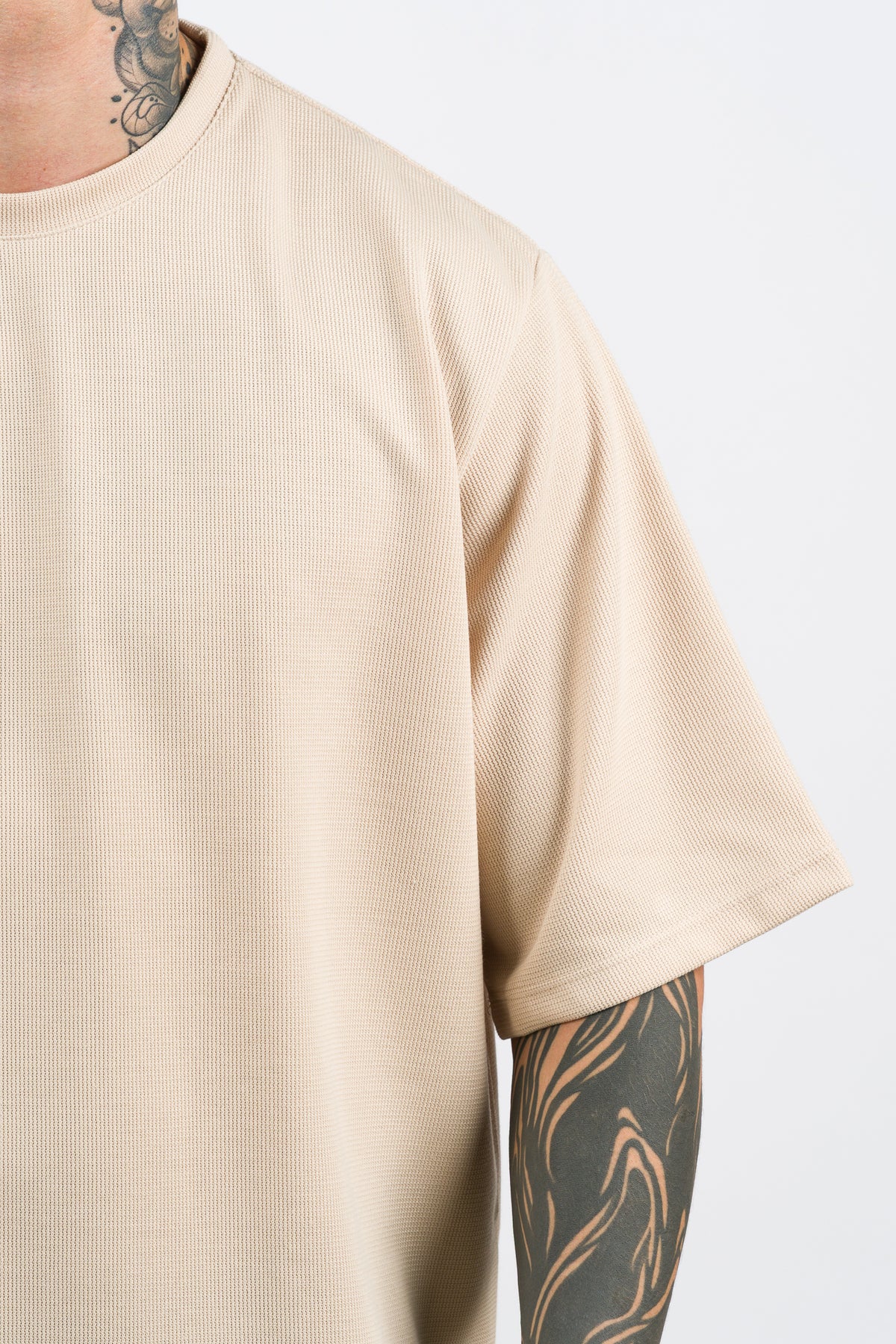T-Shirt Over Text F Beige