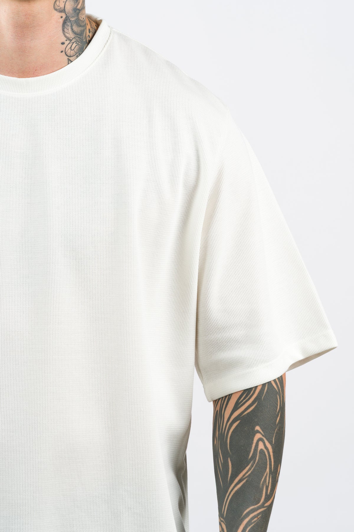 T-Shirt Over Text F Blanco hueso