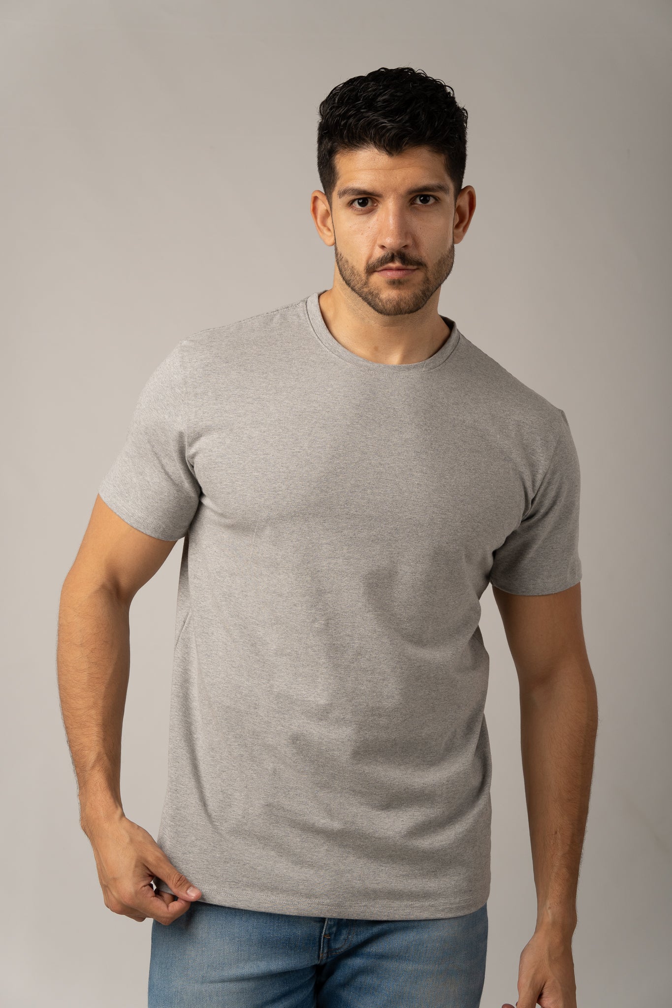 Camiseta Regular Fit Básica