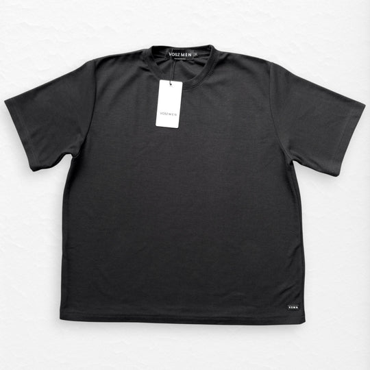 T Shirt Over text F Negro