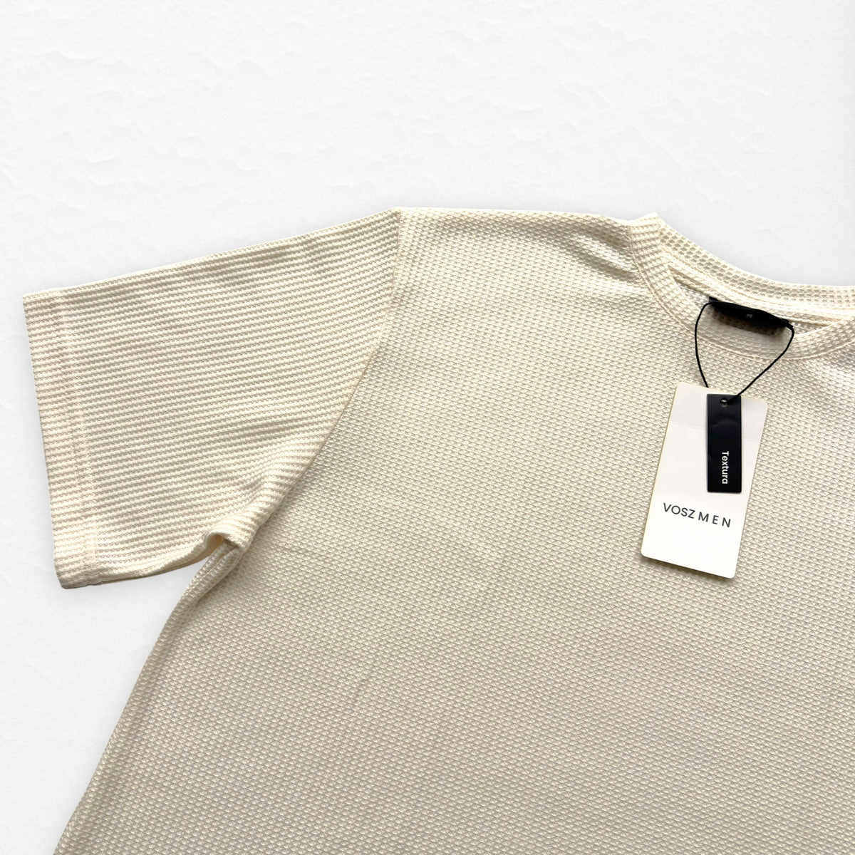 T-Shirt Over Text Q crema