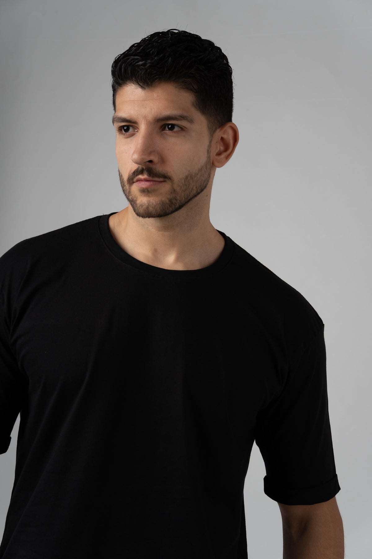 Camiseta Long Fit Negra - Voszmen