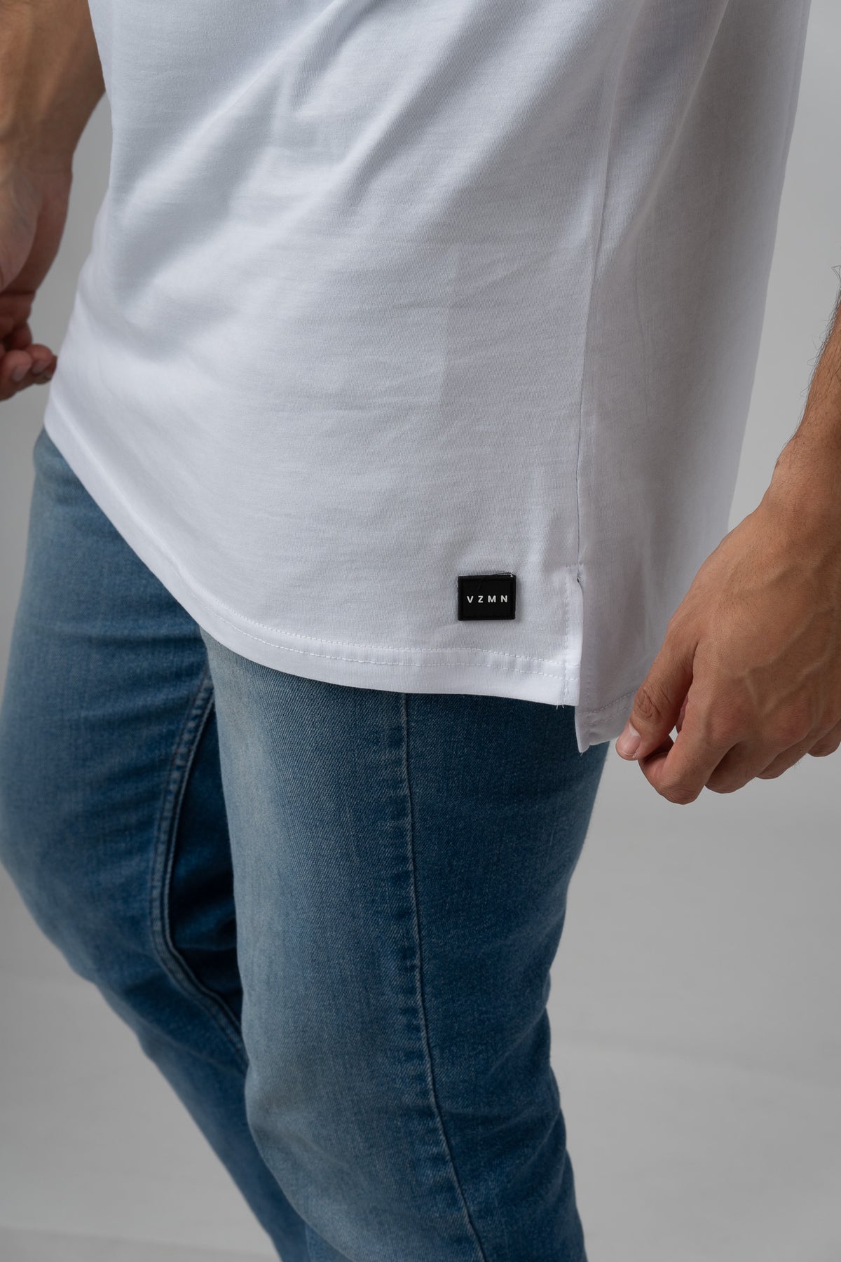Camiseta Long Fit Blanca - Voszmen