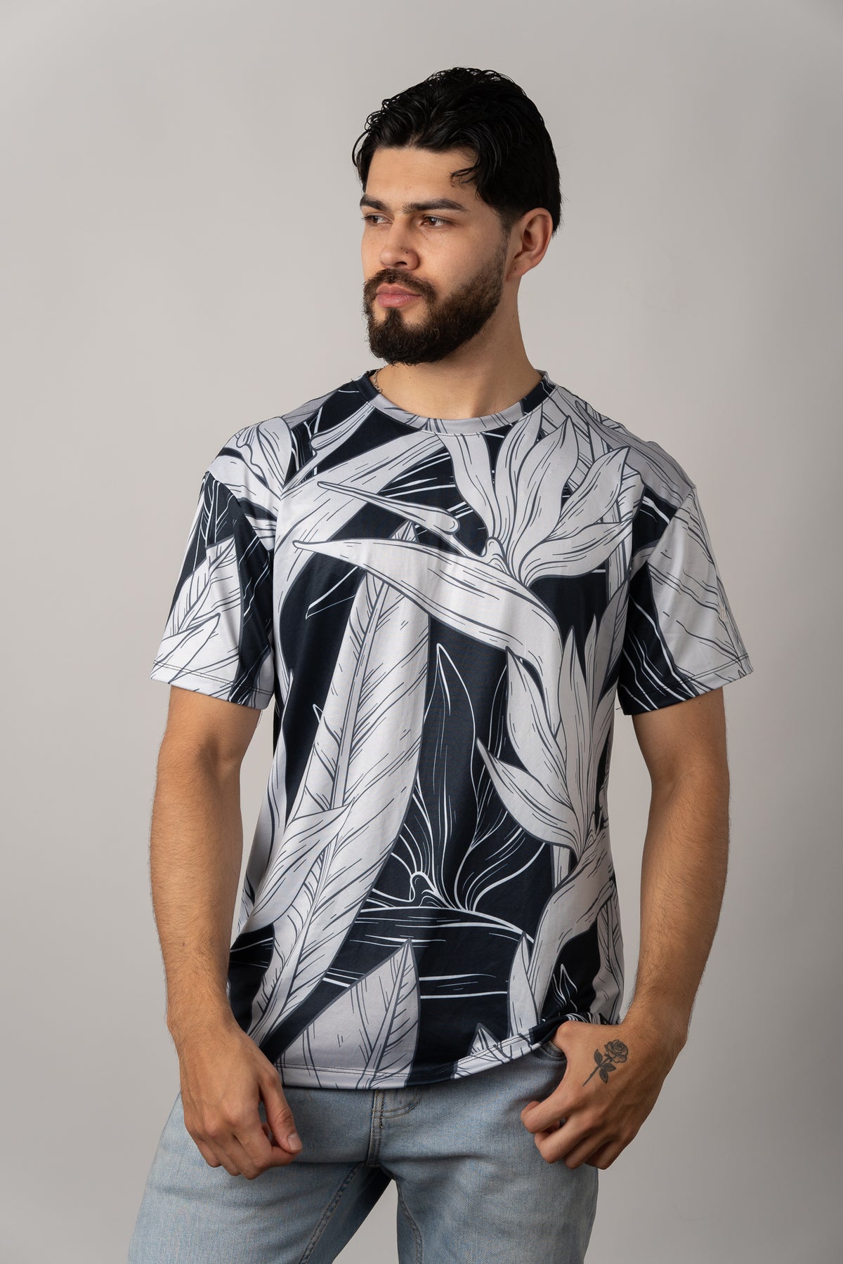 Camiseta MangaBlack - Voszmen