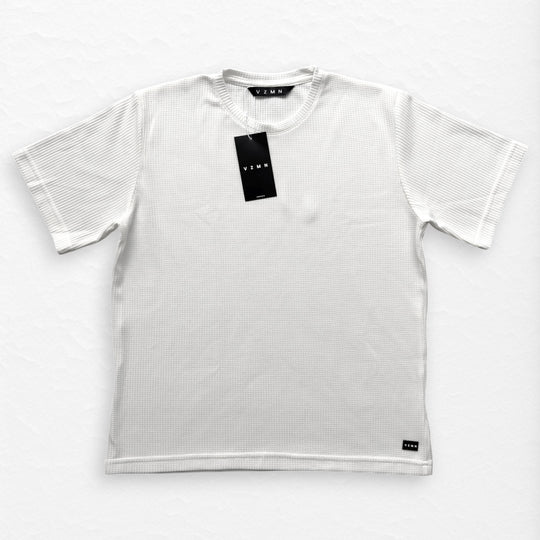 T-Shirt Over Text Q blanco hueso