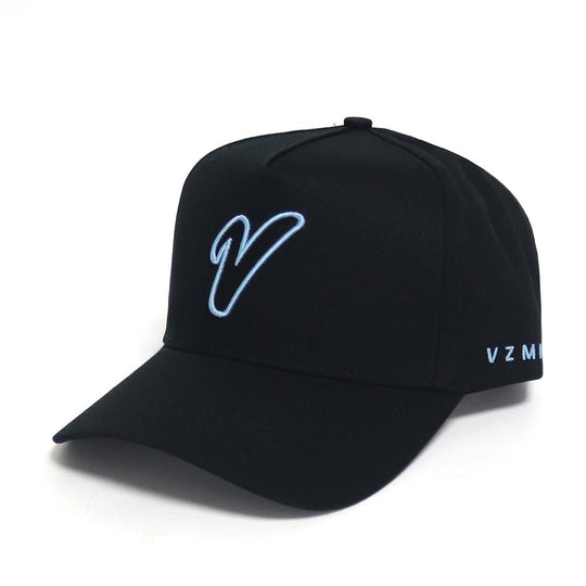 Gorra VZMN Negra Celeste