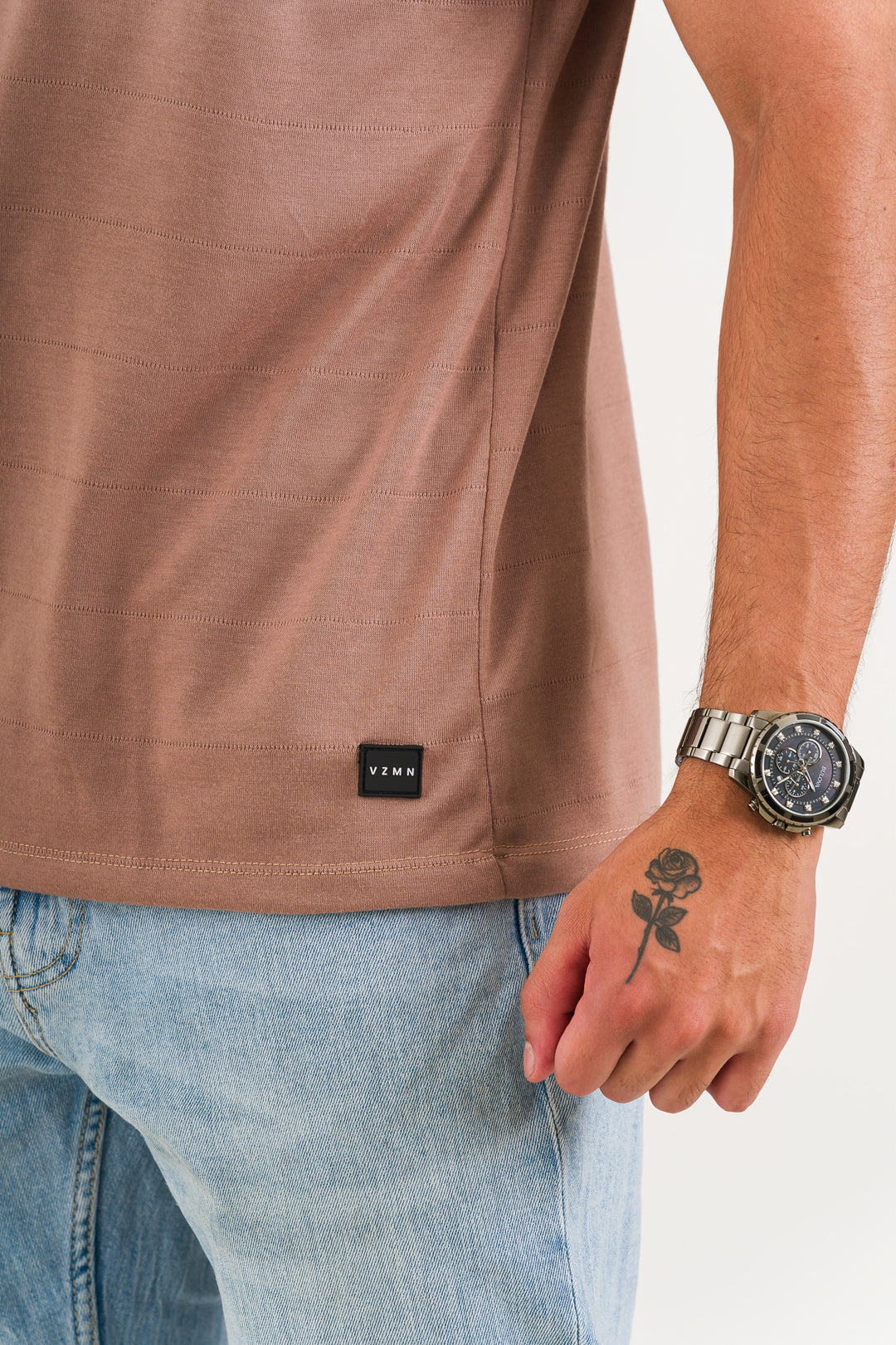 T-Shirt Text LV cafe