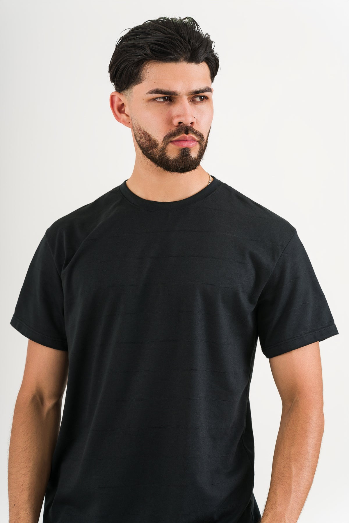 T-Shirt Text LV negro - Voszmen
