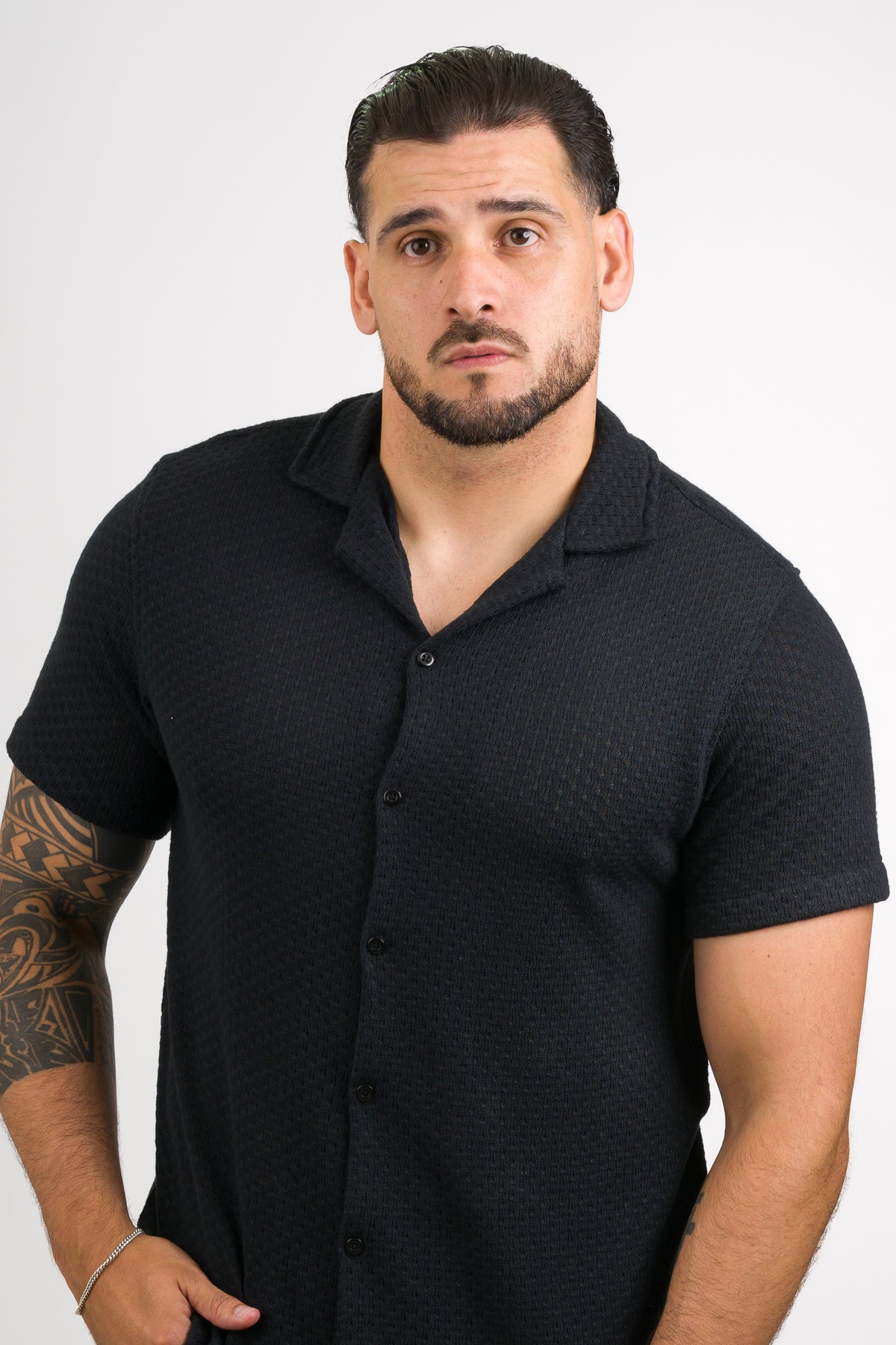 Camisa Over Tejida Mc Negra - Voszmen