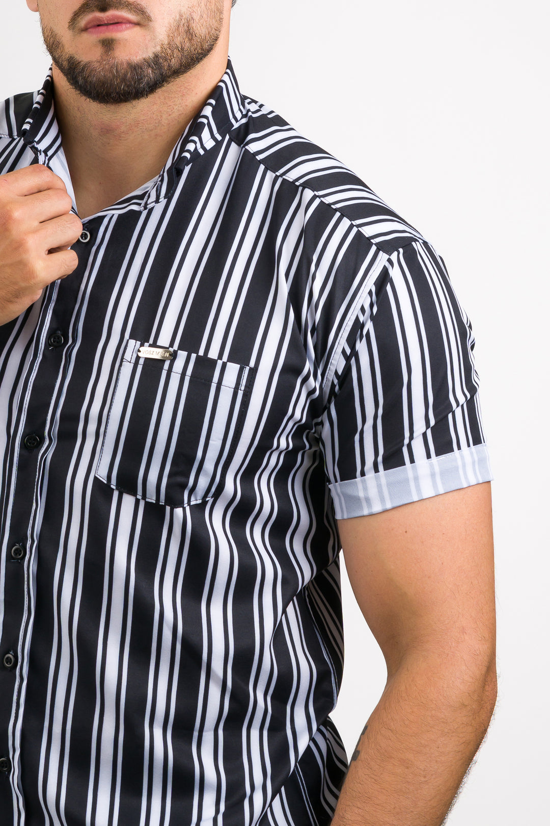 Camisa Button Black Lines