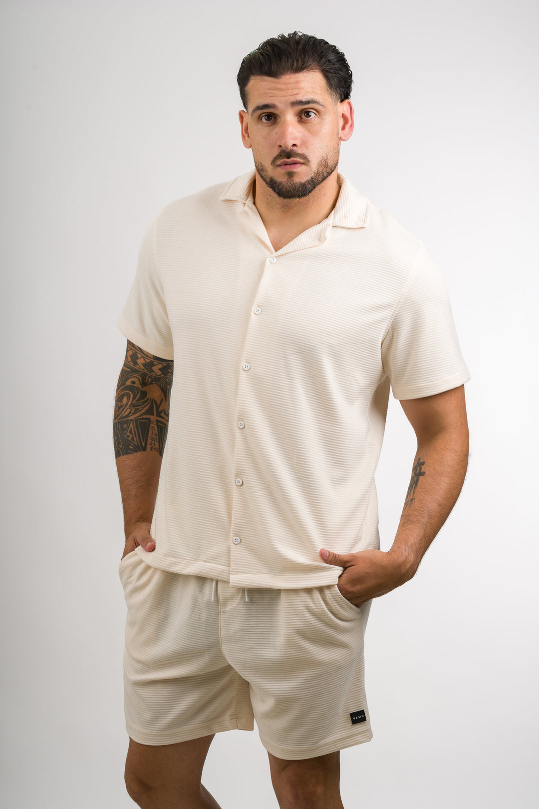 Pantaloneta Text B Crema