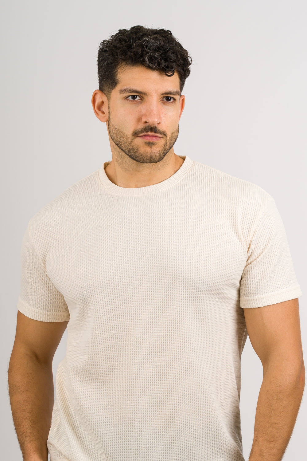T-Shirt Text Q Crema