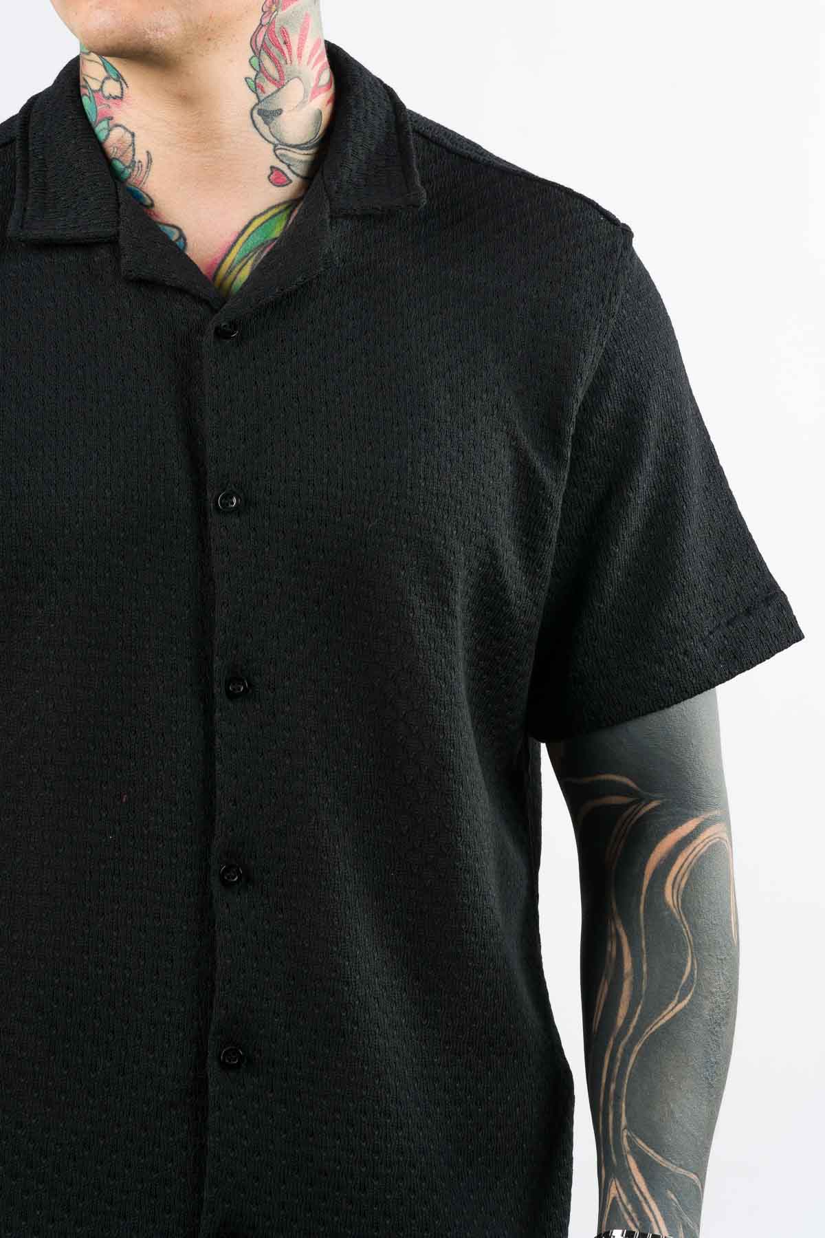 Camisa Over Tejida Mc Negra - Voszmen