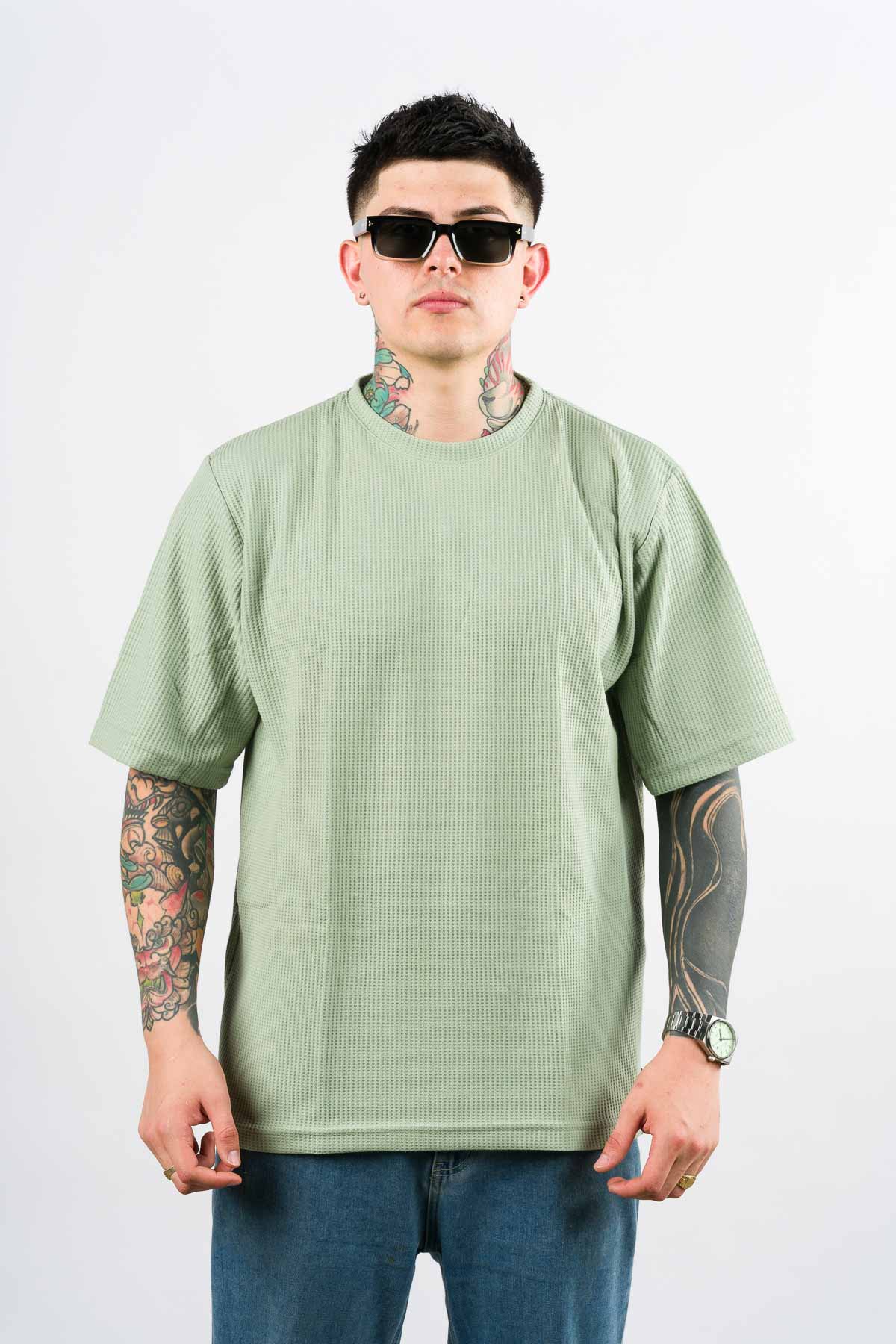T-Shirt Over Text Q Verde Pastel - Voszmen