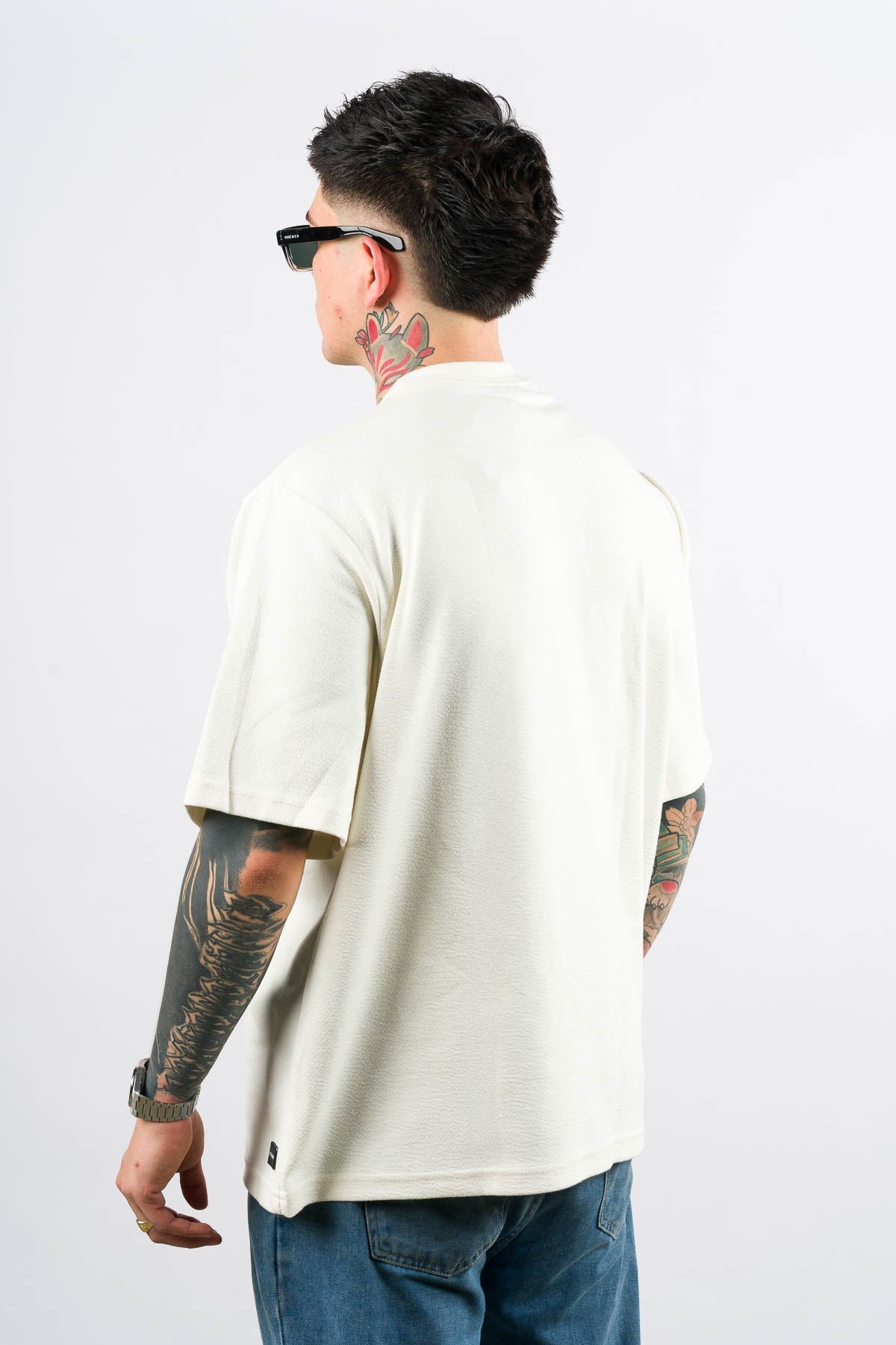 T-Shirt Over Text By Blanco Hueso - Voszmen