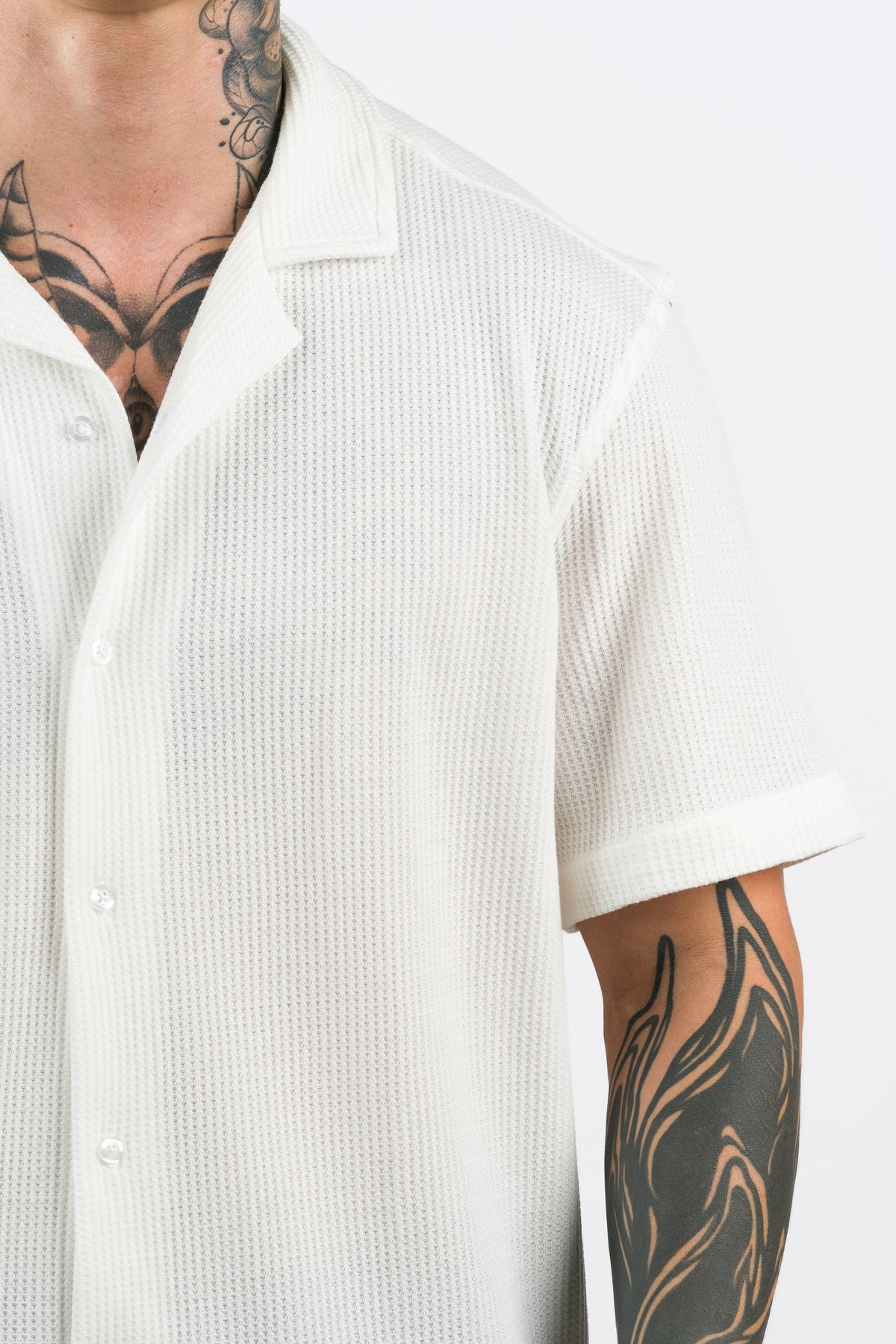 Camisa Text Q Blanca Hueso