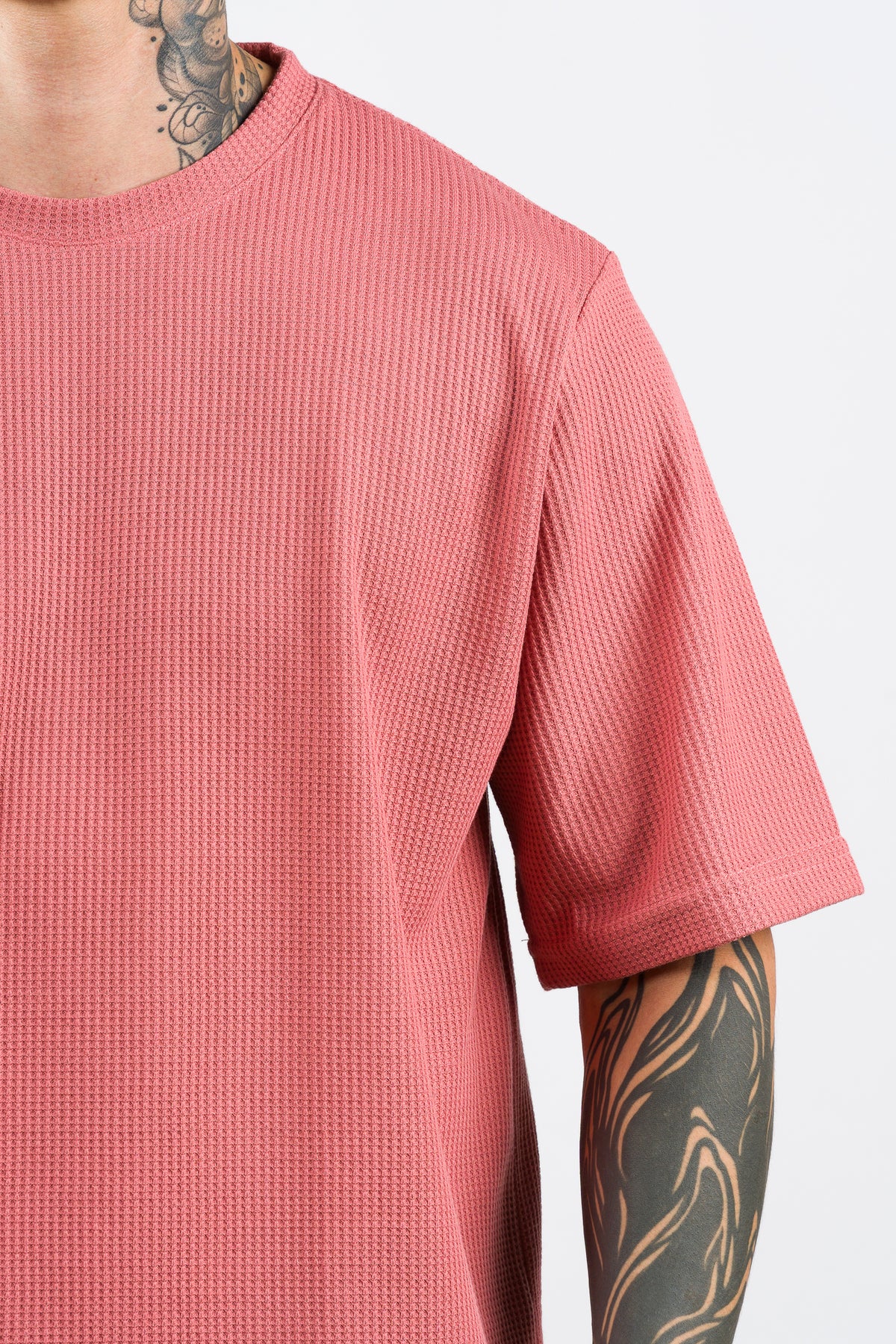 T-Shirt Over Text Q Dark Rose