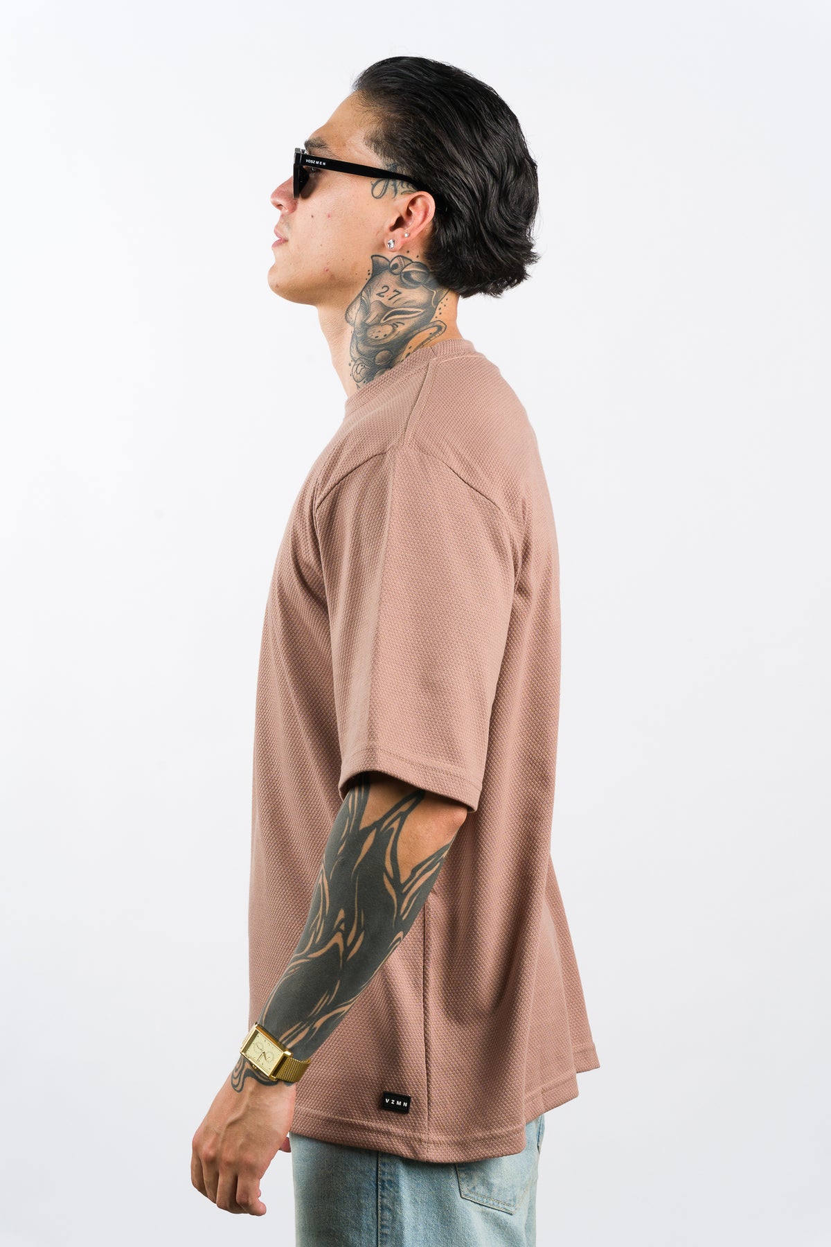 T-Shirt Over Text D cafe - Voszmen