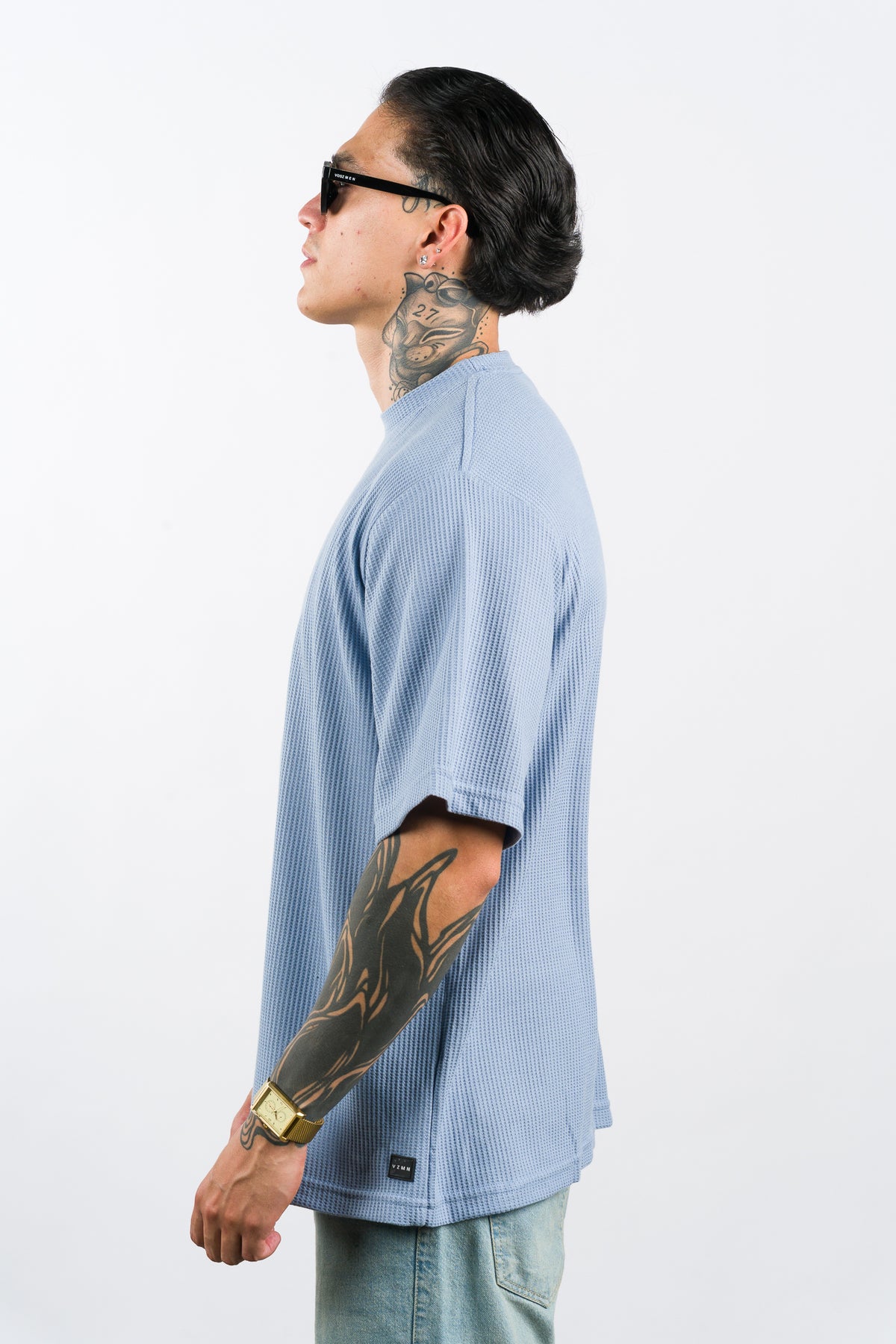 T-Shirt Over Text Q Celeste - Voszmen