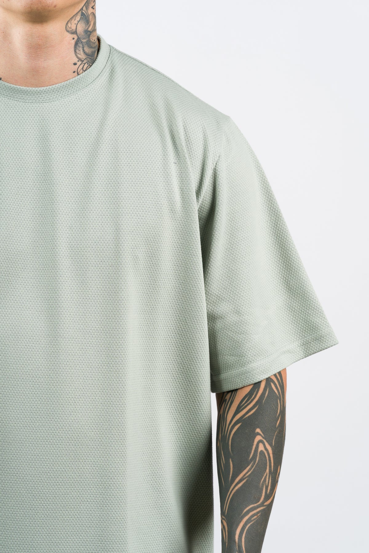 T-Shirt Over Text D verde Se