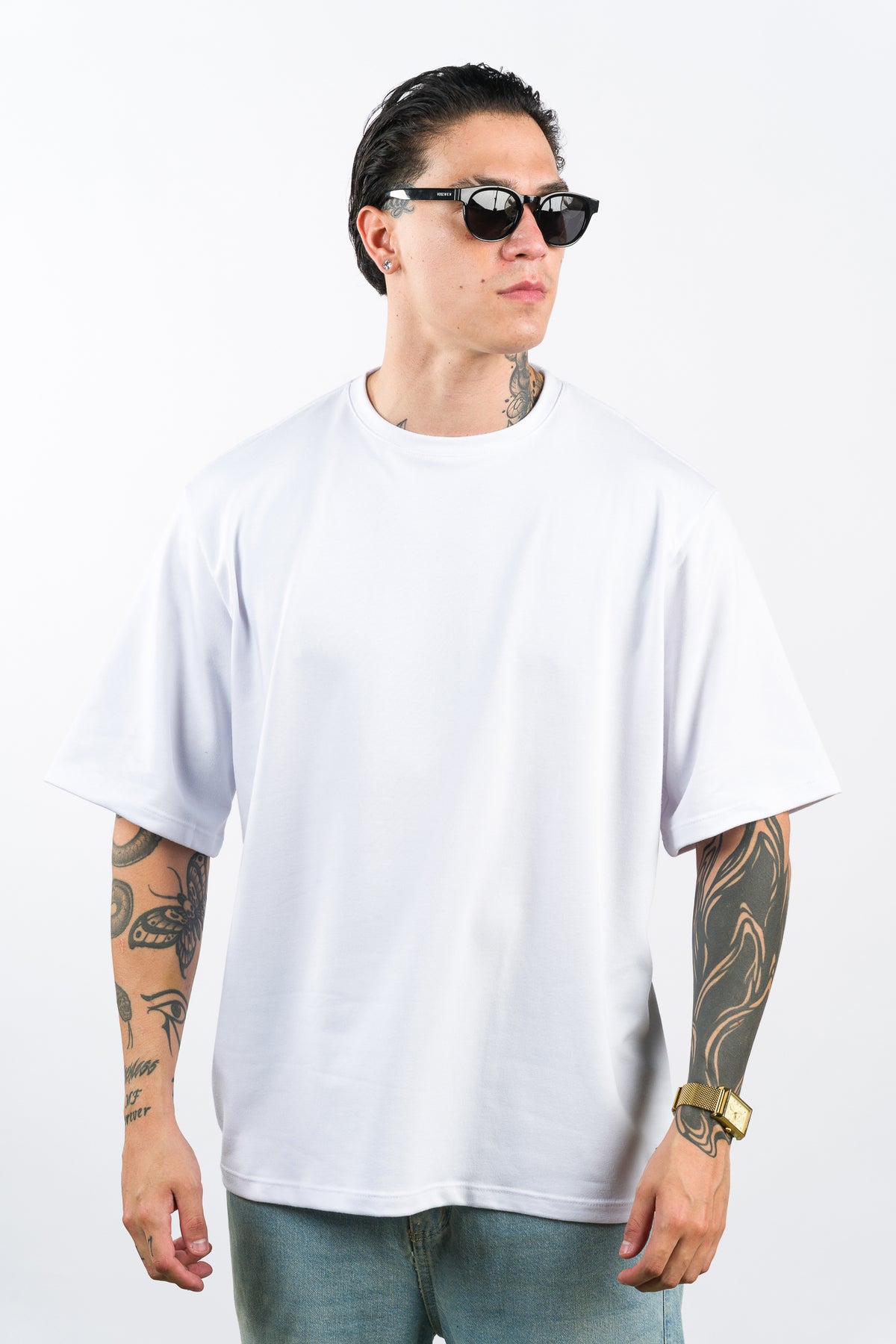 T Shirt Over BT Blanca