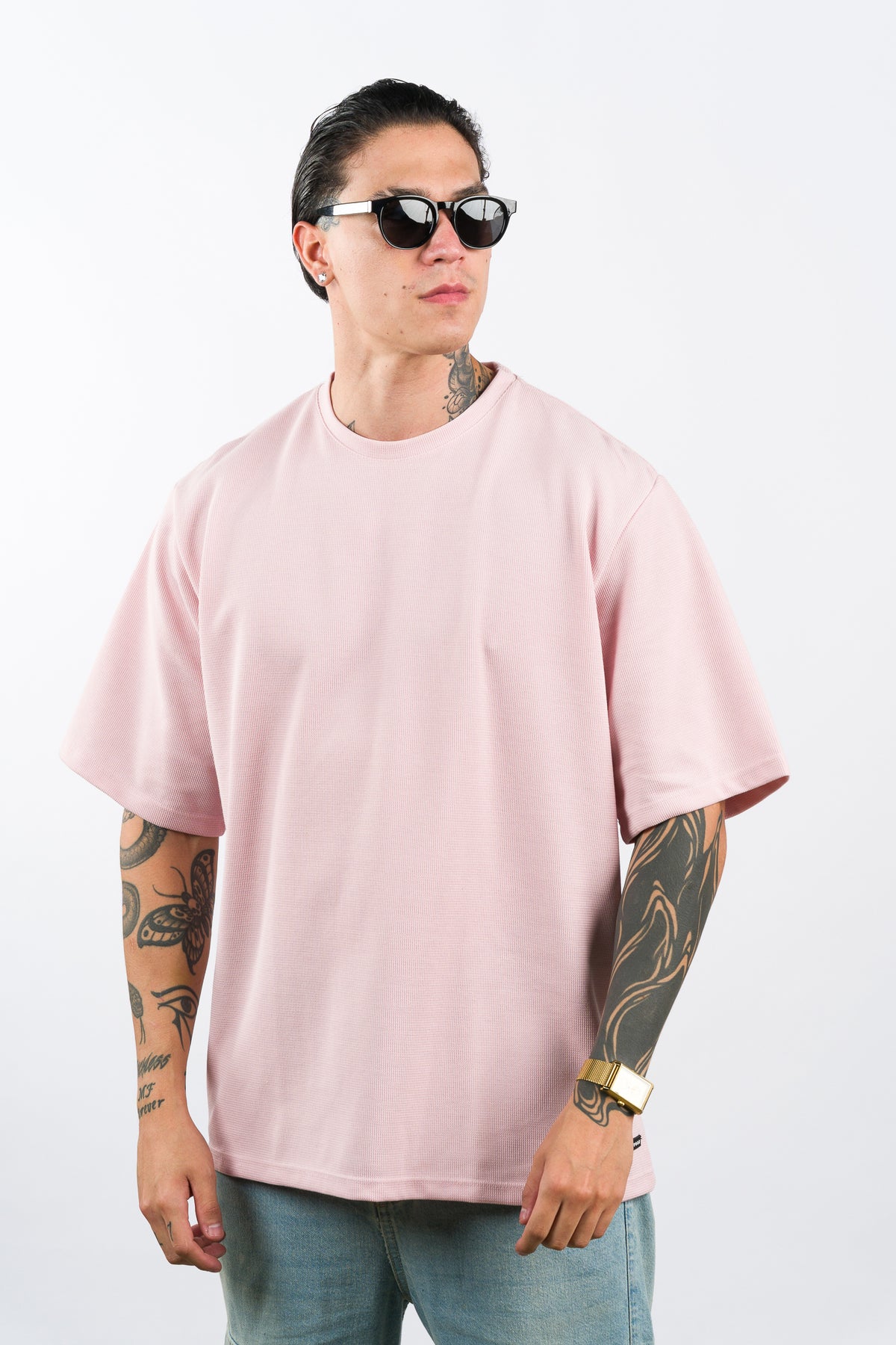T-Shirt Over Text F Rosa