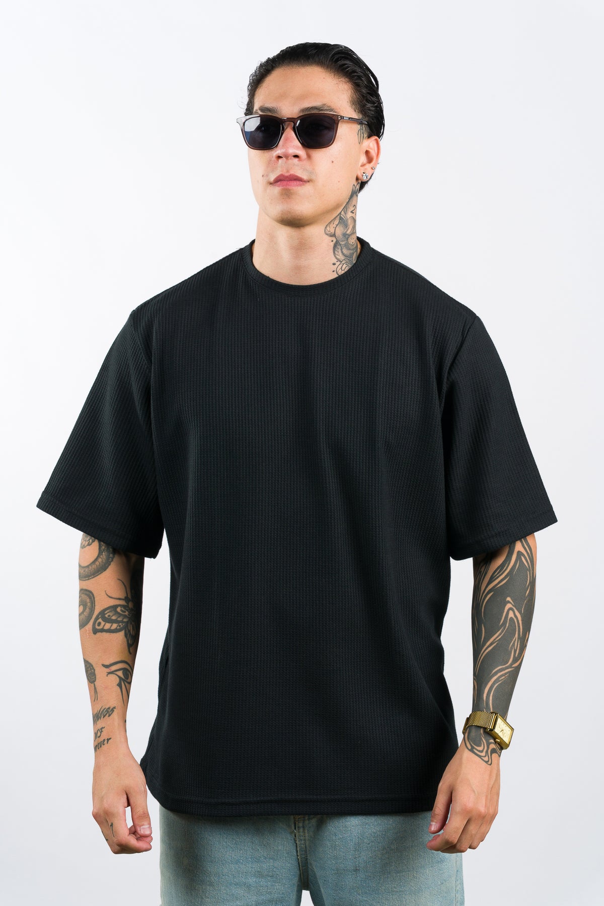 T-Shirt Over Text Q Negro - Voszmen