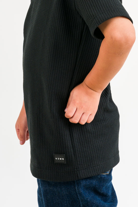 T-Shirt Text Q Kid Negro
